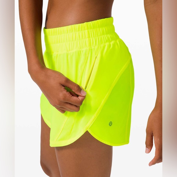 Lululemon Tracker Short V 4” - Picture 4 of 10